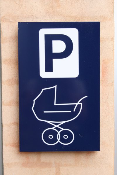 parkeerplaatsvoorkinderwagens.jpg